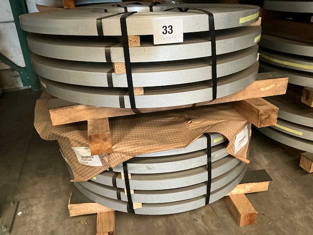 Aluzinc dx51d az150 na coil (9x) - afbeelding 1 van  5