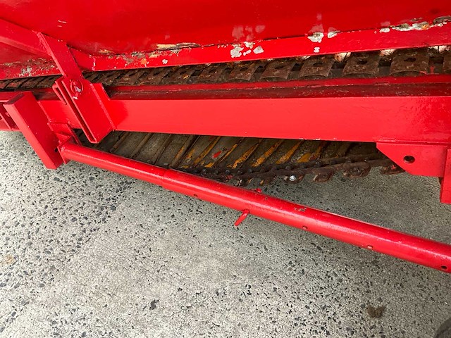 Amac stortbunker met transportband en sorteertafel - afbeelding 21 van  22