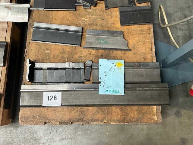 Amada snijmesset voor plaatschaar - afbeelding 3 van  5