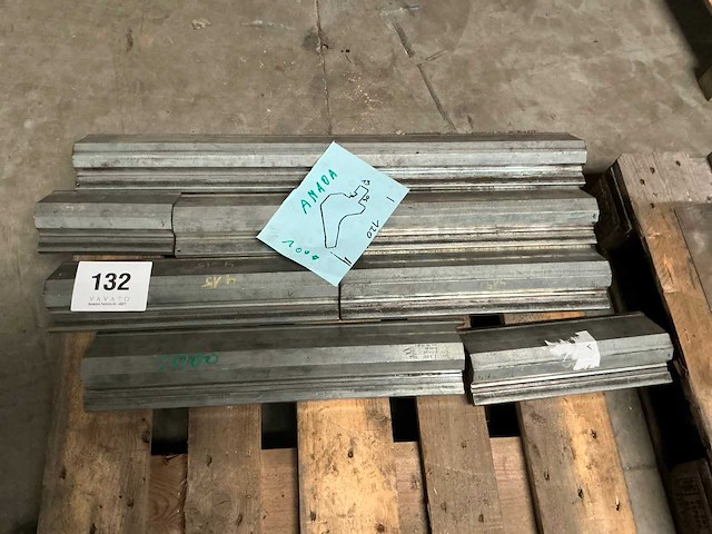 Amada snijmesset voor plaatschaar - afbeelding 1 van  3