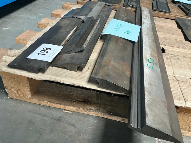 Amada snijmesset voor plaatschaar - afbeelding 3 van  4