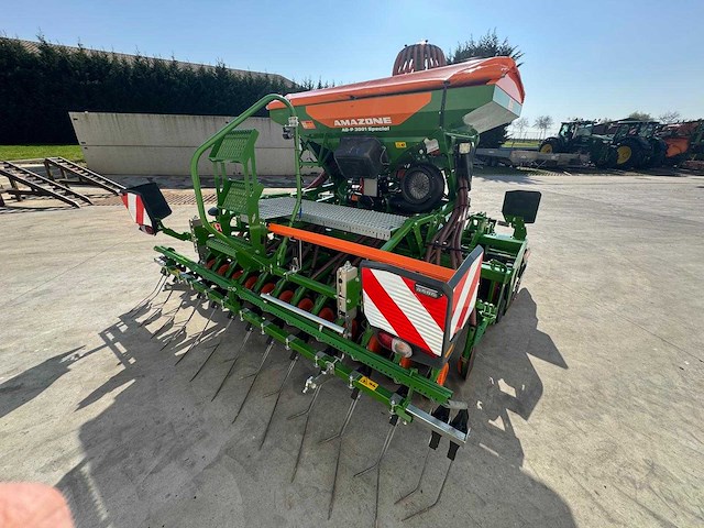 Amazone - kg3001 super - seedbed preparation combine - 2020 - afbeelding 11 van  15