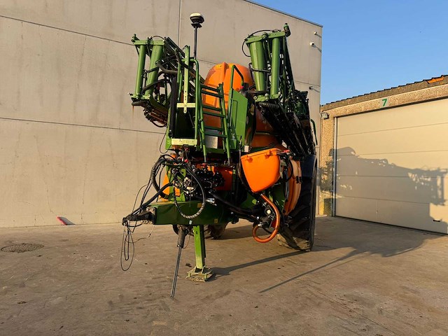 Amazone - ux5200 - sprayer - 2017 - afbeelding 8 van  15