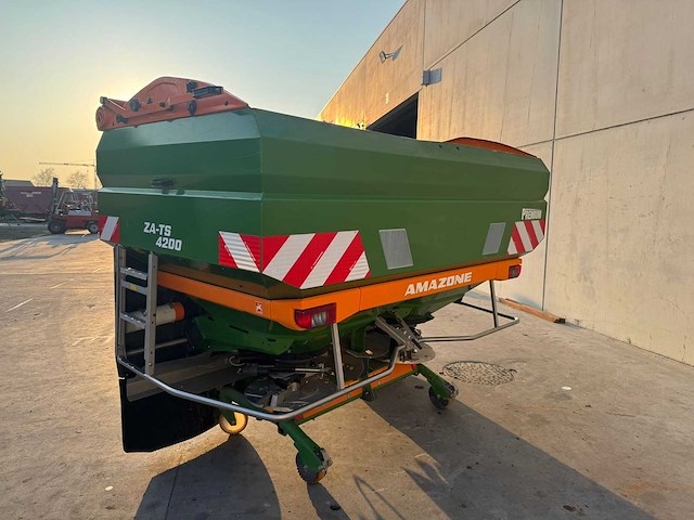 Amazone - za-ts profis hydro - fertiliser spreader - 2016 - afbeelding 8 van  11