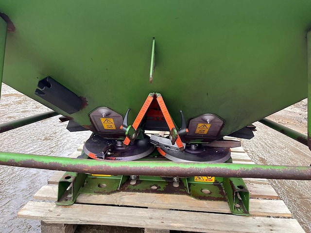 Amazone - za-x 620 - spreader - 2009 - afbeelding 1 van  1