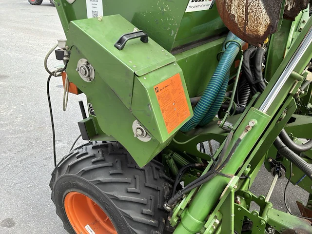 Amazone ed602-k precisiezaaimachine - afbeelding 10 van  21