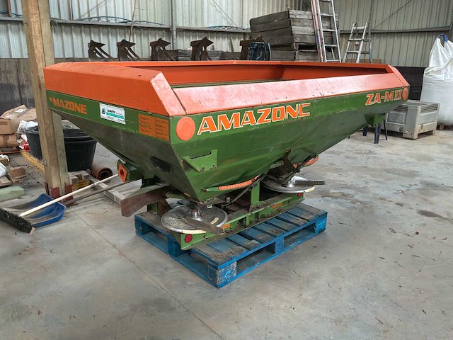 Amazone gemonteerde centrifugale meststofverspreider - za-m ii 1000 - afbeelding 8 van  12