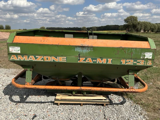 Amazone za-mi 12-36 gedragen kunstmeststrooier - afbeelding 12 van  21