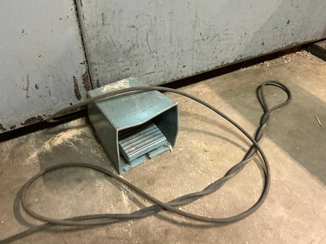 Ambitech ss-4a-15 lintzaagmachine - afbeelding 23 van  23