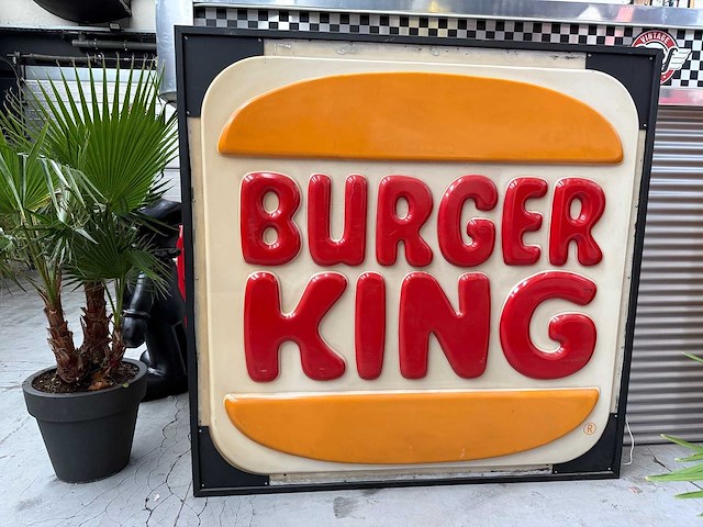 American burger king 2,5 meter verlicht bord - diverse lichtapparatuur - afbeelding 1 van  7