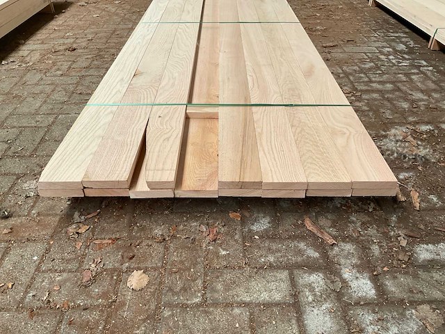 Amerikaans eiken planken 27x125 mm voorgeschaafd (15x) - afbeelding 4 van  5