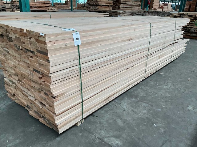 Amerikaans eiken planken voorgeschaafd op 25 mm ca. 2,9 m³ - afbeelding 1 van  4