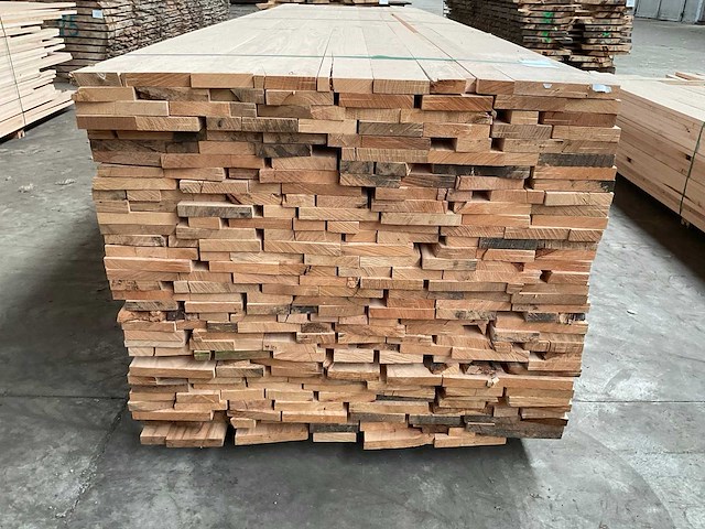 Amerikaans eiken planken voorgeschaafd op 25 mm ca. 2,9 m³ - afbeelding 2 van  4