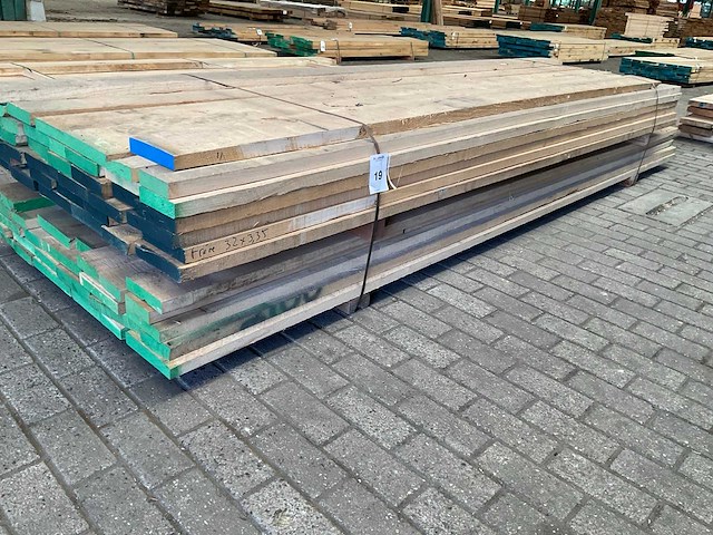 Amerikaans essen planken 33 mm ca. 1,3 m³ - afbeelding 1 van  5