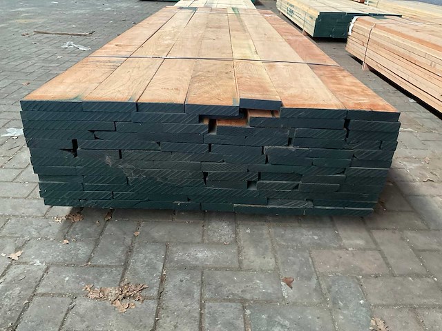 Amerikaans kersen planken 27 mm ca. 1,1 m³ - afbeelding 4 van  5