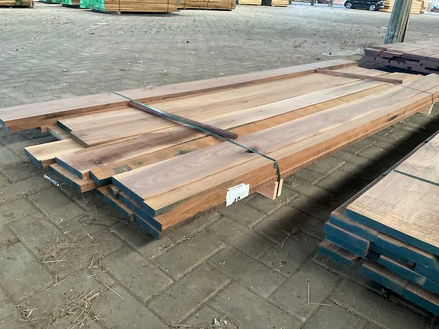 Amerikaans noten planken voorgeschaafd op 23 mm ca. 0,2 m³ - afbeelding 5 van  5