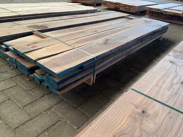 Amerikaans noten planken voorgeschaafd op 23 mm ca. 0,3 m³ - afbeelding 3 van  5
