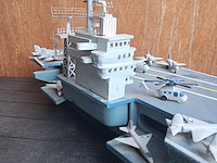 Amerikaans nucleaire vliegdekschip uss enterprice l 1330mm b 310mm h 360mm - afbeelding 3 van  9