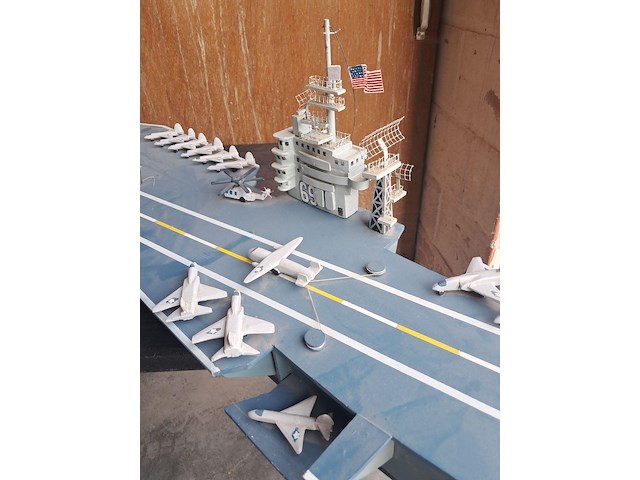 Amerikaans nucleaire vliegdekschip uss enterprice l 1330mm b 310mm h 360mm - afbeelding 6 van  9