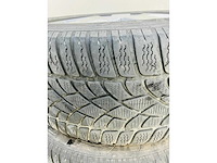 Amg - - dunlop - car tyre - afbeelding 9 van  11