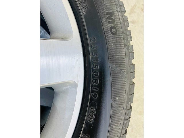 Amg - - dunlop - car tyre - afbeelding 10 van  11