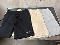 Amisi short (3x) - afbeelding 1 van  4