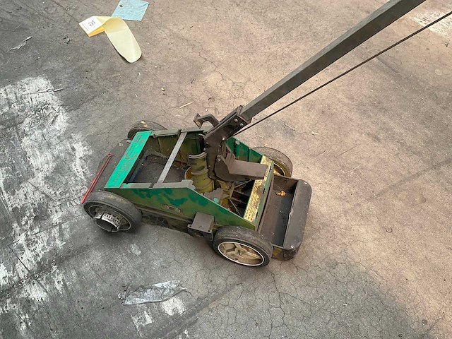 Ampere super striper lijnmarkeertoestel - afbeelding 3 van  5