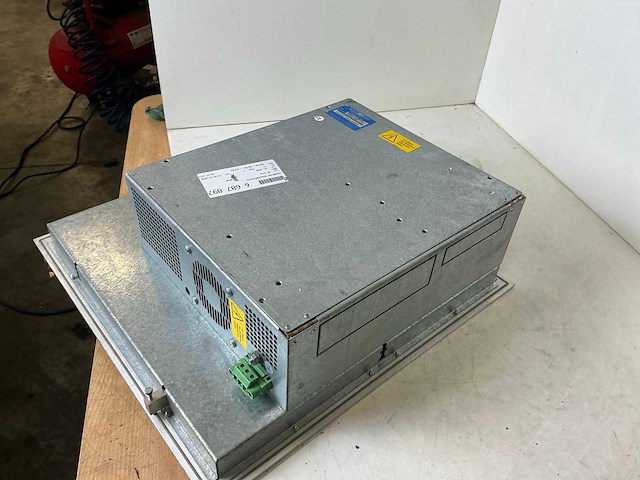 Amt / janich&klass master-pc m4 15” monitor - afbeelding 6 van  7