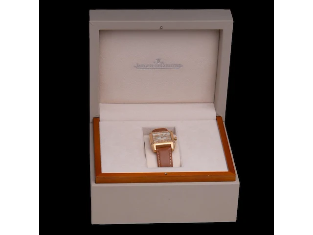 An 18ct rose gold and diamond jaeger-lecoultre reverso squadra, ref. 234.2.46 - afbeelding 12 van  12