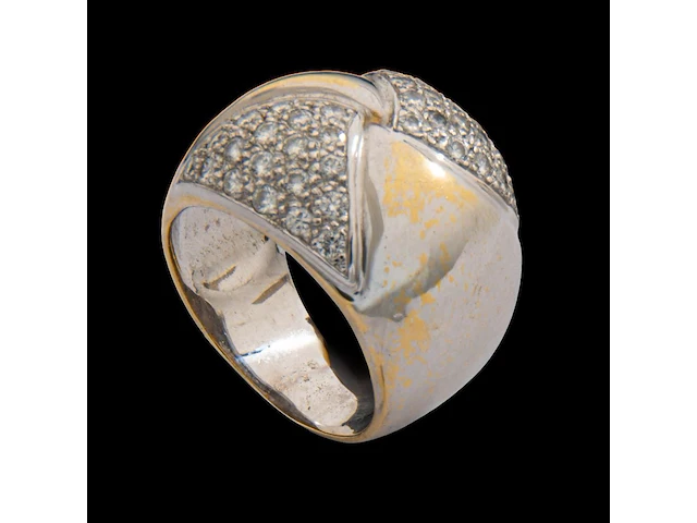 An 18ct white gold chimento ring set with diamonds, italian hallmarks, 11,8 g - afbeelding 1 van  7