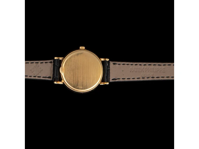 An 18ct yellow gold patek philippe calatrava ladies wristwatch - afbeelding 8 van  11