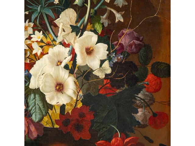 An abundant flower still life with a snail, 19thc, oil on canvas 80 x 65 cm. (31 1/2 x 25.5 in.), frame: 99 x 83 cm. (38.9 x 32.6 in.) - afbeelding 3 van  12