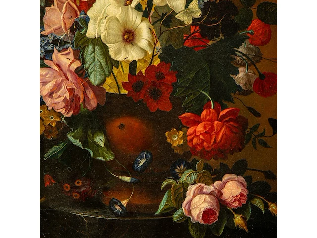 An abundant flower still life with a snail, 19thc, oil on canvas 80 x 65 cm. (31 1/2 x 25.5 in.), frame: 99 x 83 cm. (38.9 x 32.6 in.) - afbeelding 7 van  12