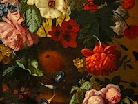 An abundant flower still life with a snail, 19thc, oil on canvas 80 x 65 cm. (31 1/2 x 25.5 in.), frame: 99 x 83 cm. (38.9 x 32.6 in.) - afbeelding 7 van  12