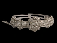 An art deco bracelet in 18ct white gold, floral set with diamonds, weight: 30,3 g - afbeelding 3 van  4