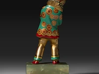 An art deco chryselephantine sculpture of a pierrot on an onyx base, interwar period, total h 12 cm - sculpture h 9,5 cm - total weight 390g (+) - afbeelding 3 van  13