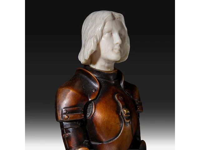 An art deco chryselephantine sculpture of jeanne d'arc by george ernest saulo (1865-1945), signed, interwar period, total h 32,5 cm - total weight ca 3500g (+) - afbeelding 9 van  9