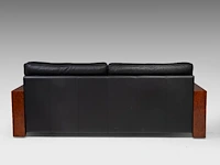 An art deco style burr wood and black leather settee 80 x 205 x 90 cm. (31 1/2 x 80.70 x 35.42 in.) - afbeelding 5 van  7