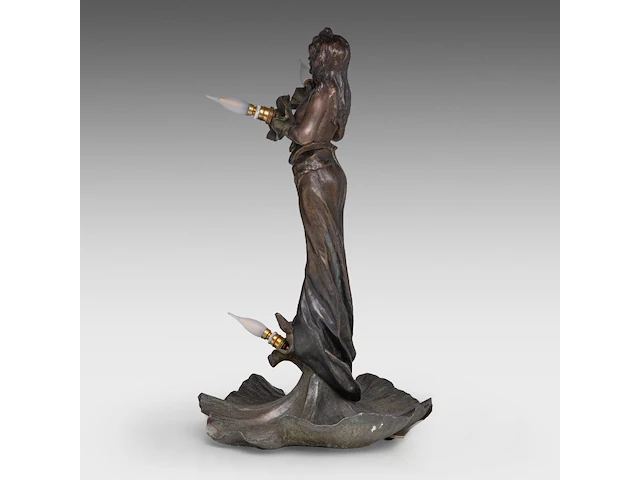 An art nouveau patinated bronze table lamp, shaped as a gipsy dancer by emmanuel villanis (1858-1914) 59 cm. (23.23 in.) - afbeelding 3 van  8
