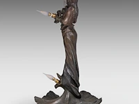 An art nouveau patinated bronze table lamp, shaped as a gipsy dancer by emmanuel villanis (1858-1914) 59 cm. (23.23 in.) - afbeelding 3 van  8