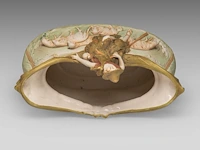 An art nouveau royal dux figural centrepiece 26 x 40 cm. (10.24 x 15 3/4 in.) - afbeelding 7 van  9