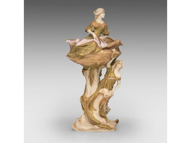 An art nouveau royal dux figural centrepiece 52 x 38 cm. (20.46 x 14.96 in.) - afbeelding 7 van  11