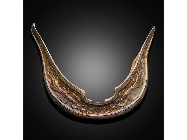 An assembled group of chinese repoussé gilt silver saddle ornaments, liao dynasty (907 - 1125) - afbeelding 13 van  28