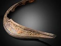 An assembled group of chinese repoussé gilt silver saddle ornaments, liao dynasty (907 - 1125) - afbeelding 16 van  28