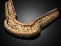 An assembled group of chinese repoussé gilt silver saddle ornaments, liao dynasty (907 - 1125) - afbeelding 25 van  28