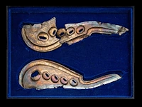 An assembled group of chinese repoussé gilt silver saddle ornaments, liao dynasty (907 - 1125) - afbeelding 27 van  28
