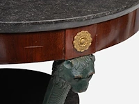 An empire gilt bronze mounted mahogany gueridon, ca. 1815 70 x 78 cm. (27.55 x 30.71 in.) - afbeelding 7 van  8