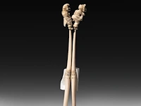 An erotic ivory glove stretcher with the figures of punch and judy having intercourse, english, 19thc, h 24 cm - w 5 cm - 79g (+) - afbeelding 3 van  4
