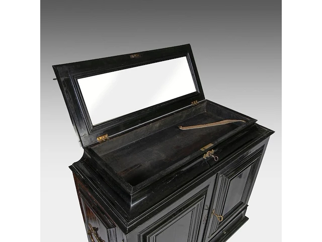 An exceptional antwerp baroque ebony and ebonised cabinet inset with painted copper panels with old testamentic scenes, ca. 1650 77 x 87 x 40 cm. (30.30 x 34 1/4 x 15 3/4 in.), with the plexi stand: 155 cm. (61.02 in.) - afbeelding 7 van  27