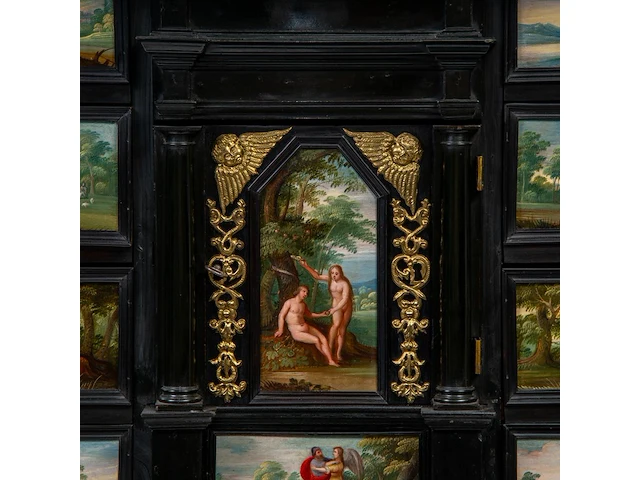An exceptional antwerp baroque ebony and ebonised cabinet inset with painted copper panels with old testamentic scenes, ca. 1650 77 x 87 x 40 cm. (30.30 x 34 1/4 x 15 3/4 in.), with the plexi stand: 155 cm. (61.02 in.) - afbeelding 18 van  27